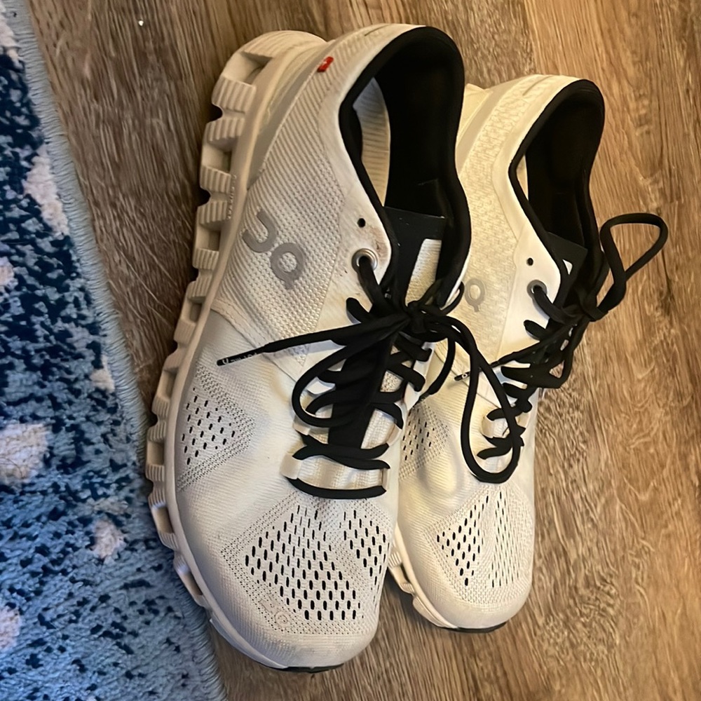 On Cloud tennis shoes